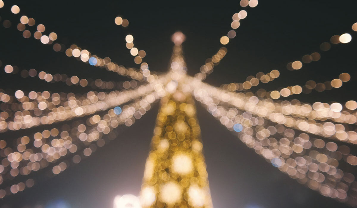 Las luces de Navidad de Vigo, más famosas cada año. Foto de Brigitte Tohm en Unsplash.