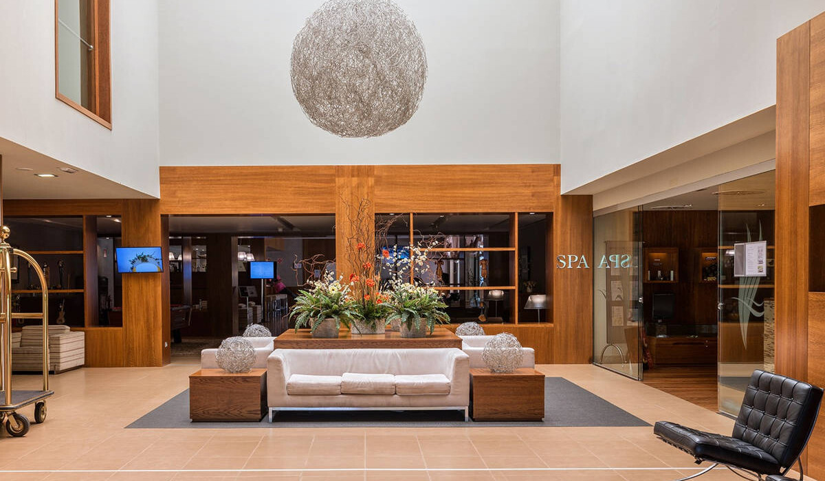 Recepción del Hotel Spa Attica21 Vilalba.